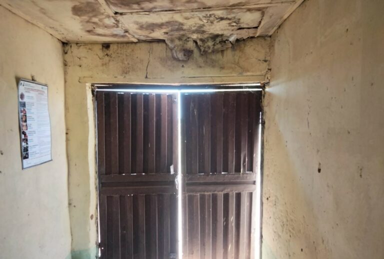 The door was destroyed by bandits in Gogala 1 768x518